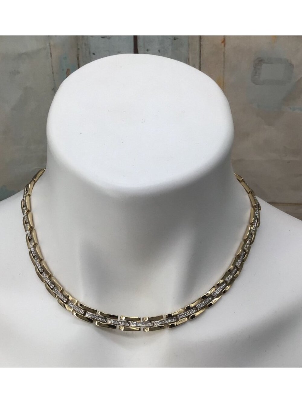 Gold-Tone Chain Necklace With Clear Rhinestone Accents Lobster Clasp Elegant Des